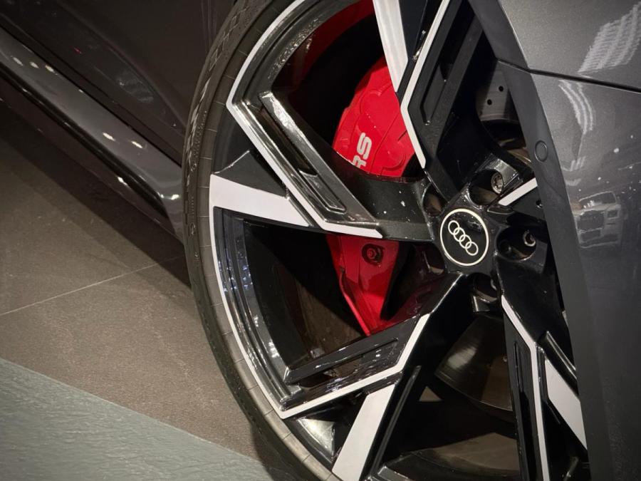 RS6 AVANT QUATTRO - Image 14